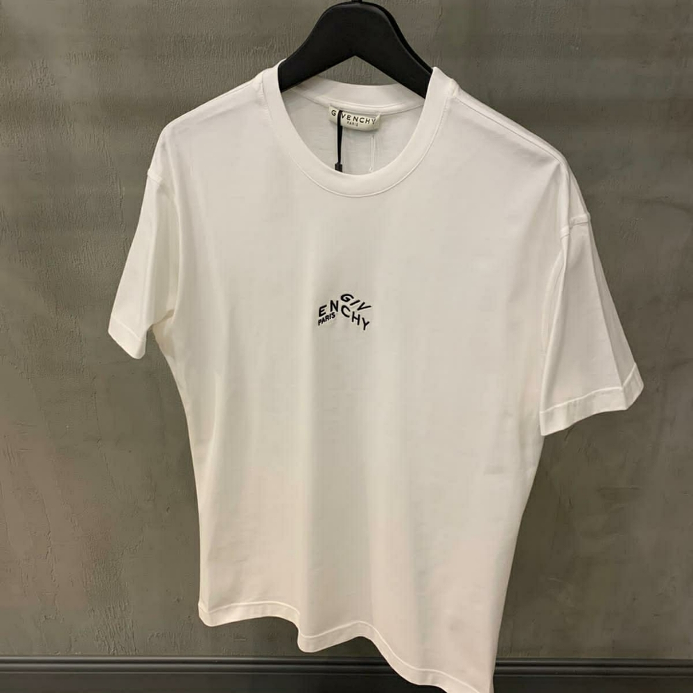 Givenchy New season%100 authentic perfect product